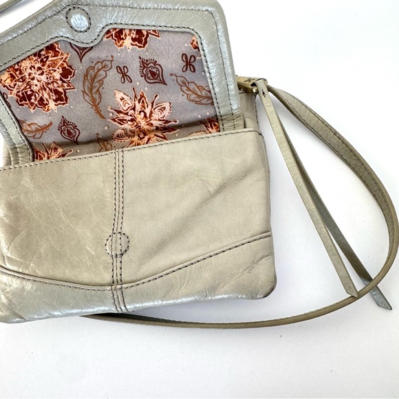 HOBO Leather Crossbody Bag & Jewelry Bundle Boho Crystal Necklace & Earrings - Picture 8 of 12